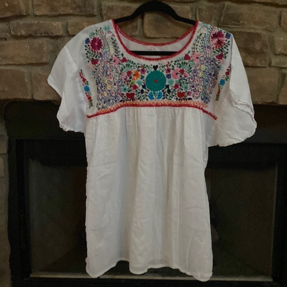 Colorful fiesta top. Size XXL